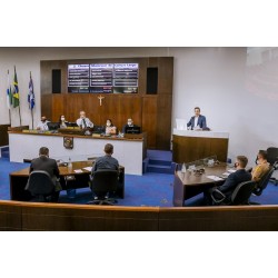 Câmara de Campo Largo analisa Contratação de Operação de Crédito